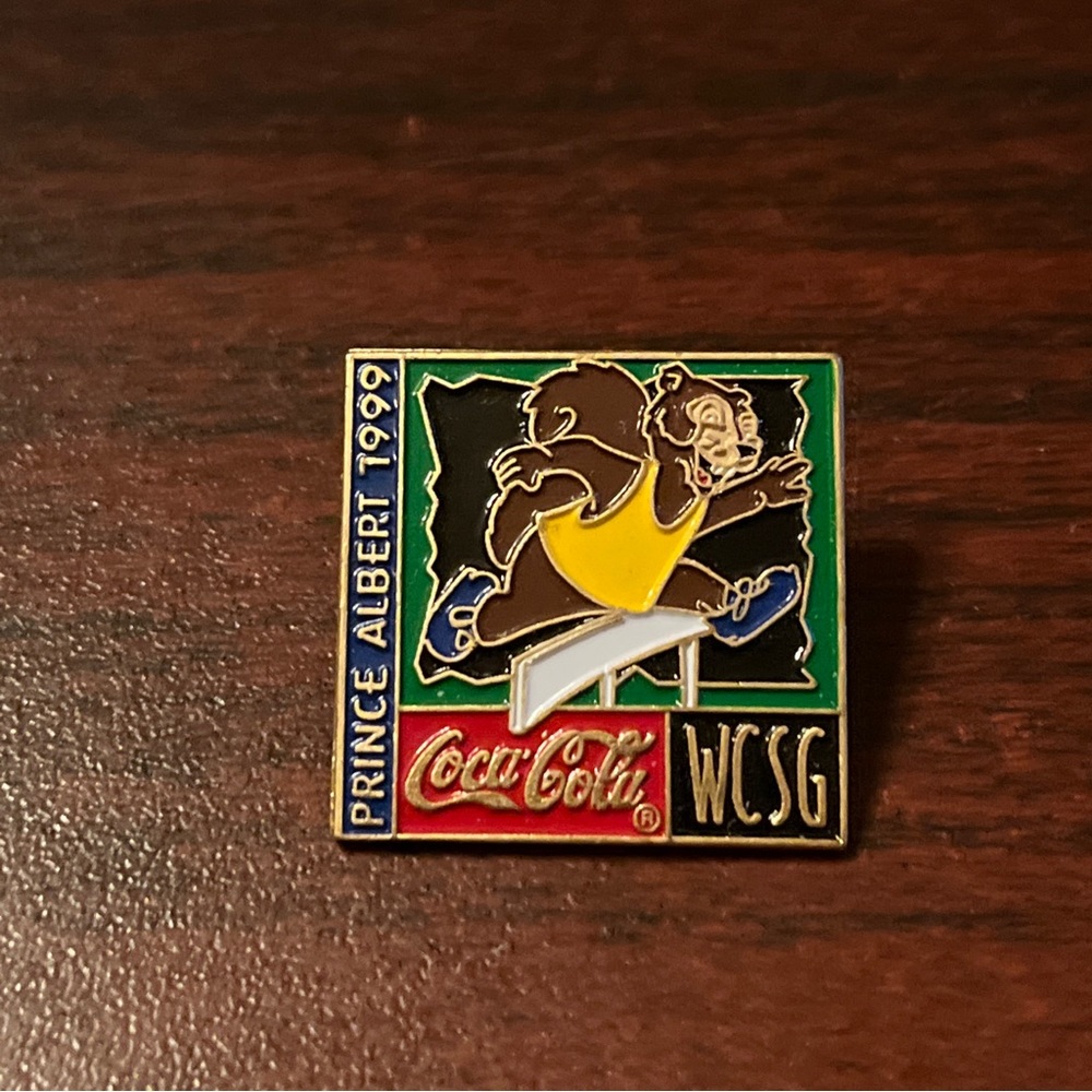 Vintage 1999 Coca Cola Coke Prince Albert Squirrel WCSG‎ Track Hurdles Hat Pin